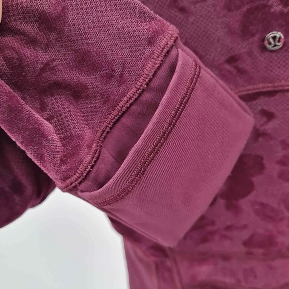 Lululemon jacket - Picture 3 of 4